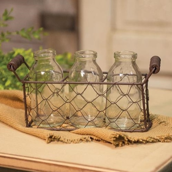 Other - NWT Bottles W/Wire Carrier